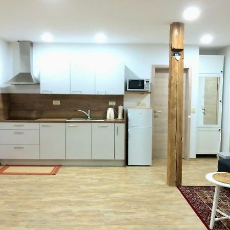 Apartma Linhartov Trg ラドヴリツァ エクステリア 写真